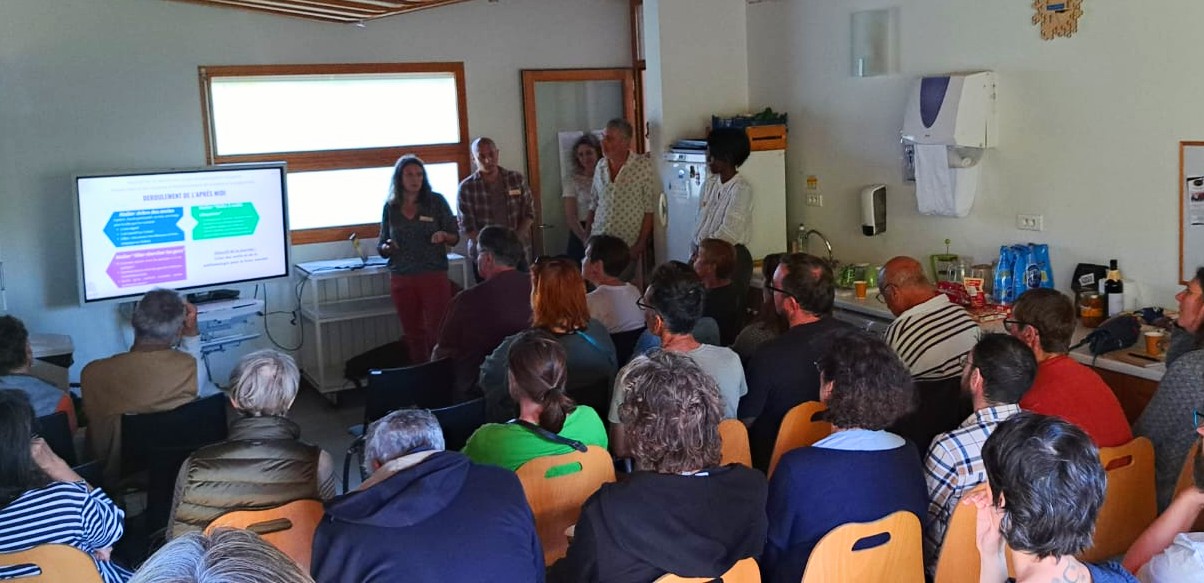 Une cinquantaine de participants au premier séminaire citoyen