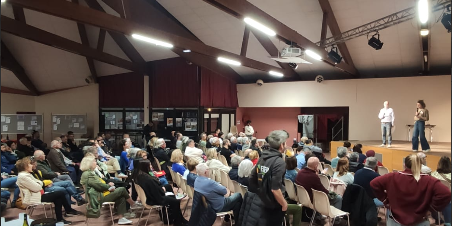 Réunion publique d’entre deux tours en vidéos